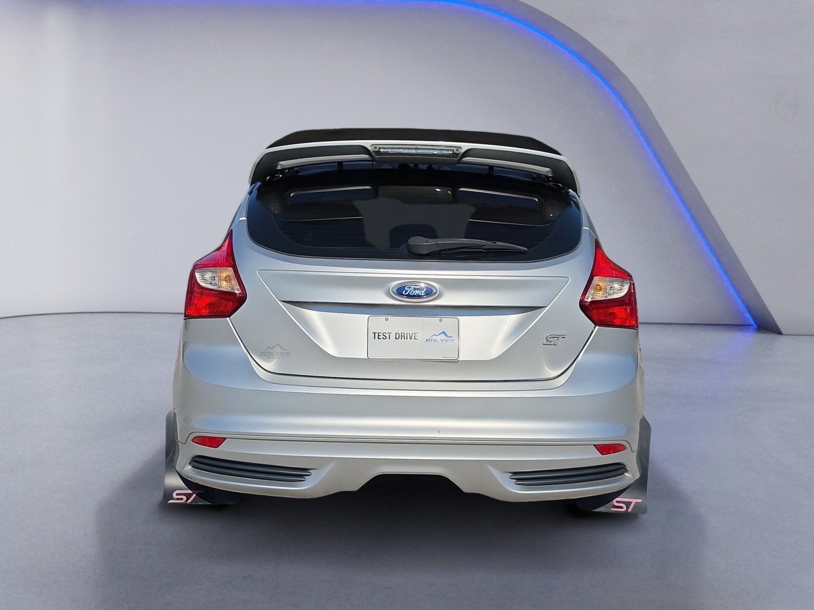 Used 2014 Ford Focus ST FWD image 4