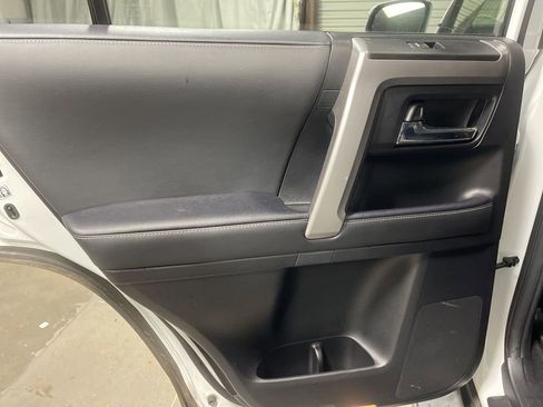 Used 2024 Toyota 4Runner SR5 image 18