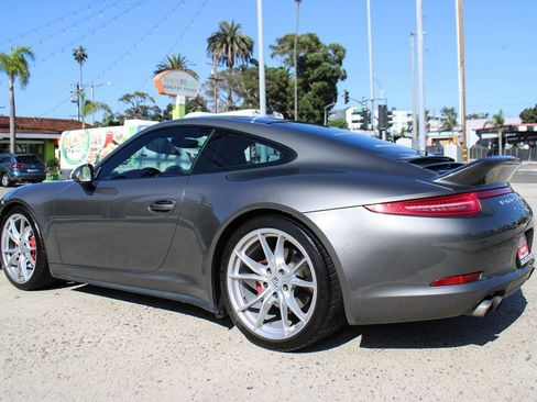 Used 2013 Porsche 911 Carrera 4S AWD/4WD image 3