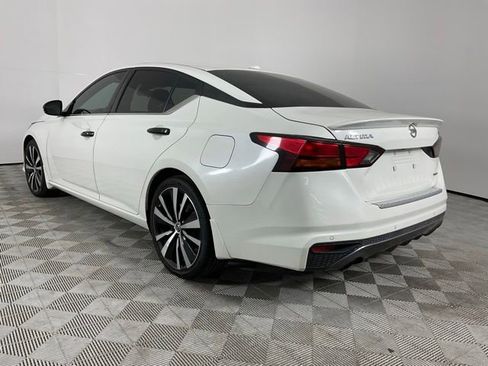 Used 2022 Nissan Altima 2.0 SR FWD image 3