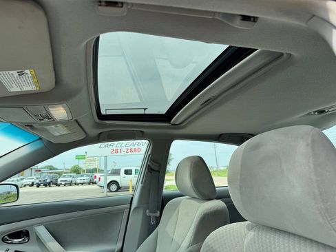 Used 2008 Toyota Camry LE FWD image 7