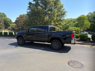Used 2021 Toyota Tacoma SR5 RWD video 1