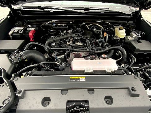 New 2025 Toyota Tacoma SR5 image 14