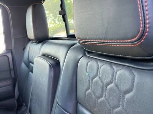 Used 2023 Nissan Frontier Pro-X w/ Pro-X Premium Package RWD image 10