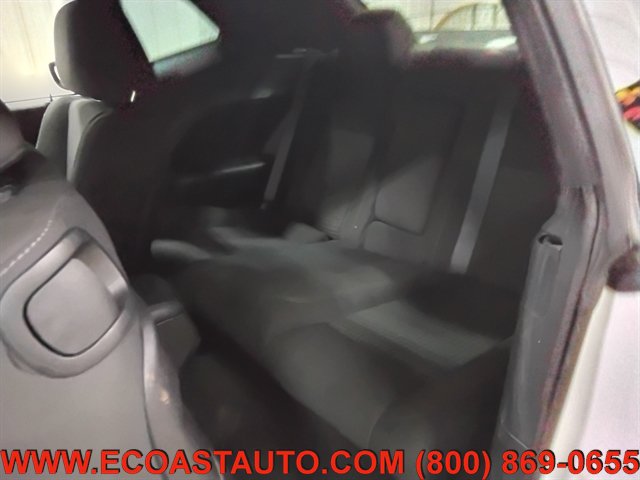 Used 2019 Dodge Challenger SXT RWD image 14