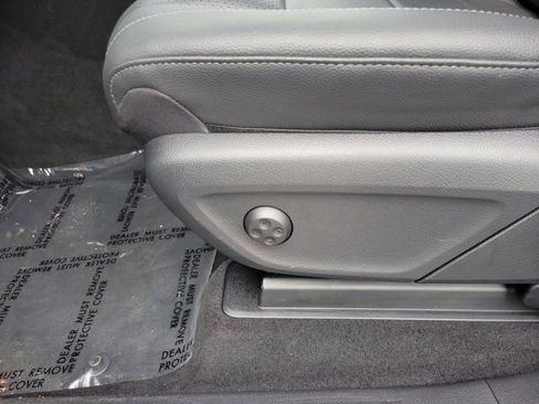 Used 2025 Mercedes-Benz GLE 350 4MATIC image 14