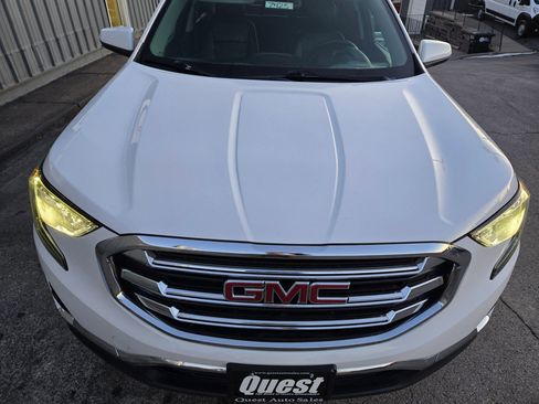 Used 2020 GMC Terrain SLT image 16