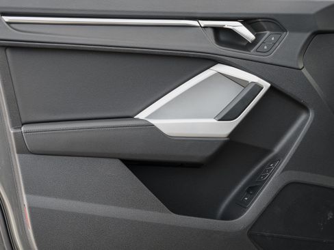 Certified 2023 Audi Q3 2.0T Premium Plus w/ Premium Plus Package image 22