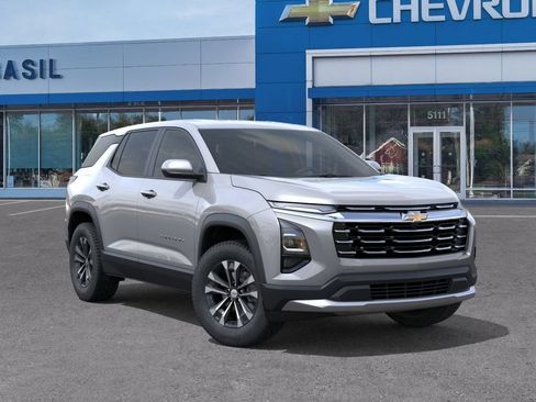 New 2027 Chevrolet Equinox LT w/ LPO, Floor Liner Package FWD image 7