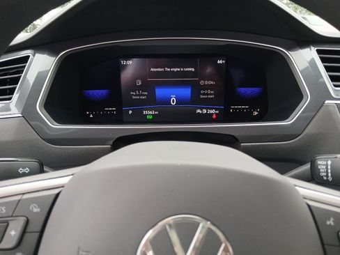 Used 2023 Volkswagen Tiguan S FWD image 11