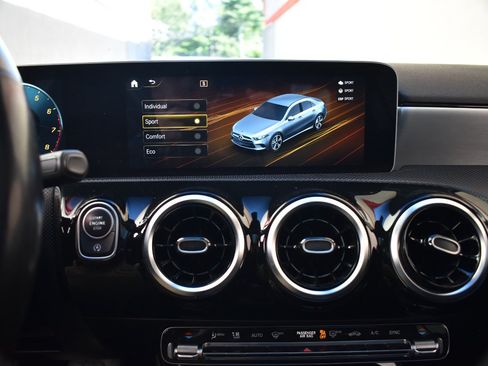 Used 2019 Mercedes-Benz A 220 4MATIC image 28