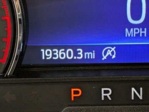 Certified 2023 Ford Explorer XLT image 16