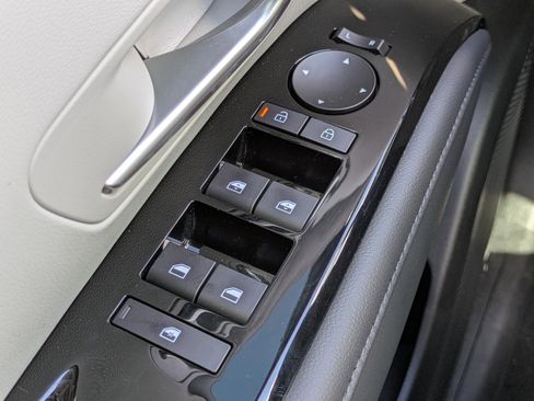 New 2026 Hyundai Tucson Limited image 28