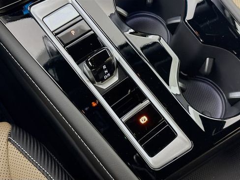 New 2026 Volkswagen Atlas Cross Sport SE AWD/4WD image 18