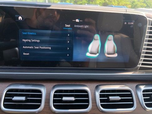 New 2025 Mercedes-Benz GLS 450 4MATIC image 26