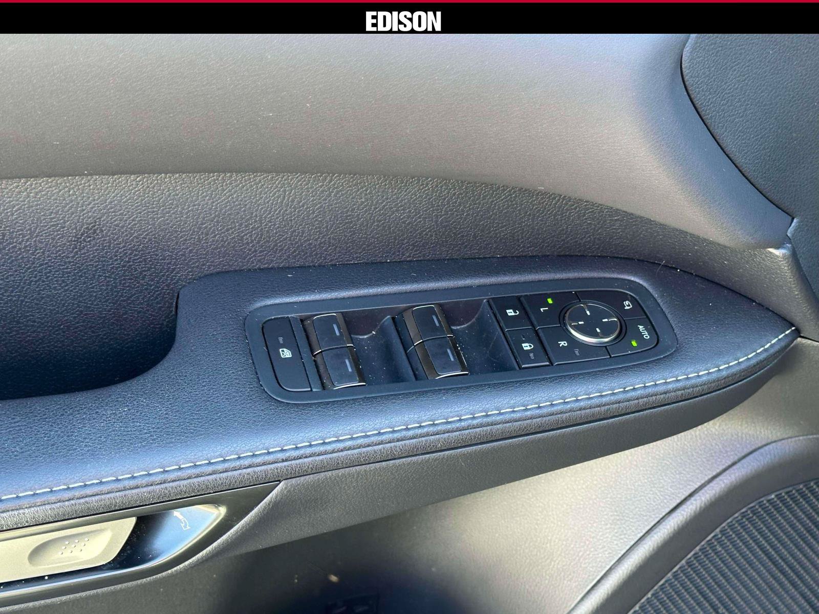 Used 2024 Lexus RX 350 Premium w/ Accessory Package AWD/4WD image 16