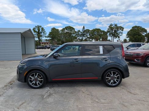 Certified 2022 Kia Soul Turbo FWD image 5