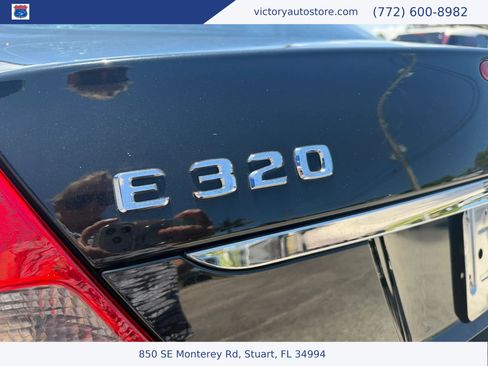Used 2009 Mercedes-Benz E 320 BlueTEC Sedan image 35