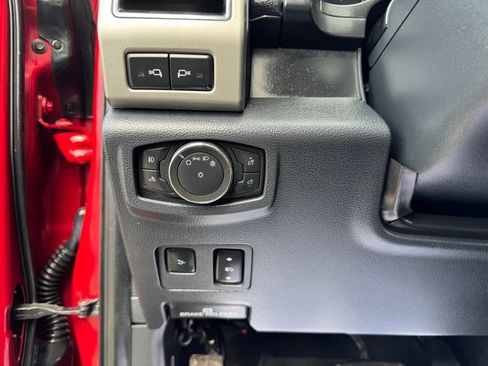 Used 2022 Ford F250 Lariat w/ Tremor Off-Road Package image 18