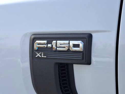 Used 2024 Ford F150 XL image 31