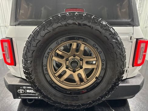 Used 2023 Ford Bronco Outer Banks AWD/4WD image 10
