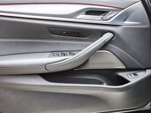 Certified 2023 BMW 540i w/ M Sport Package image 21