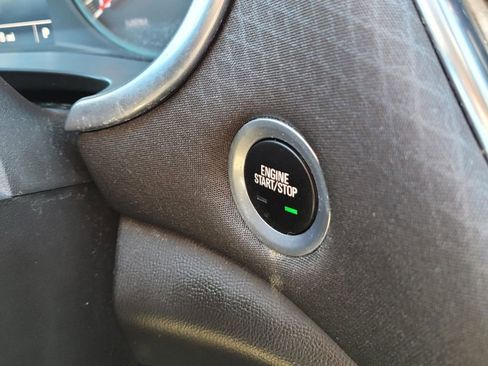 Used 2017 Chevrolet Malibu LT w/ Sport Package image 26