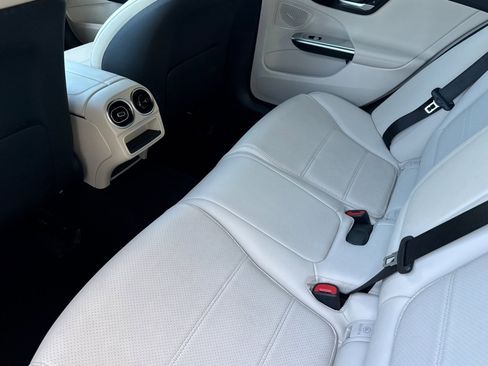 Certified 2024 Mercedes-Benz C 300 Sedan image 27