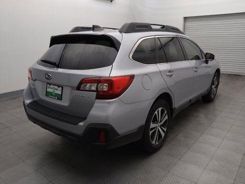 Used 2019 Subaru Outback 2.5i Limited image 9