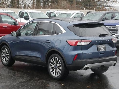 Used 2020 Ford Escape Titanium w/ Titanium Premium Package 2.0 image 9