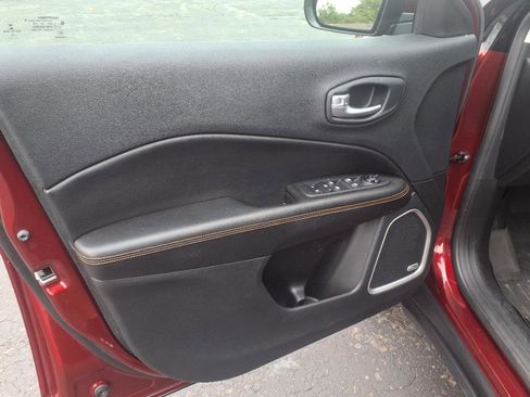 Used 2021 Jeep Compass Limited w/ Sun and Sound Group image 14