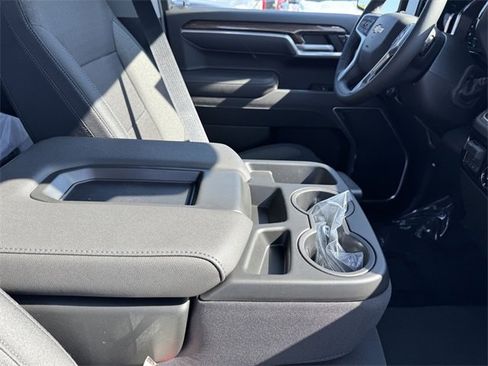 New 2026 Chevrolet Silverado 1500 LT image 8