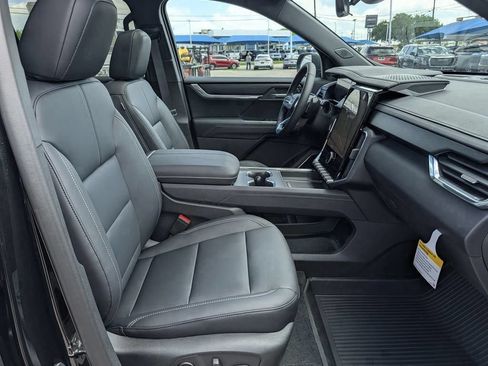 New 2026 GMC Acadia Elevation w/ Black Edition FWD image 43