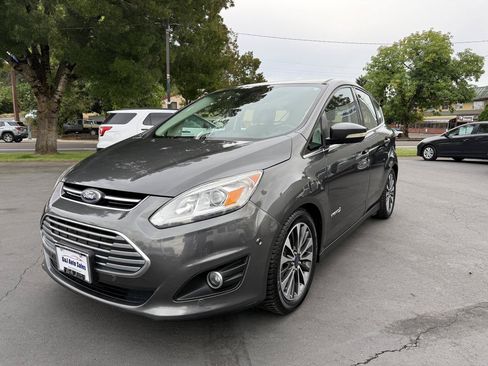 Used 2017 Ford C-MAX Titanium w/ Equipment Group 301A FWD image 2