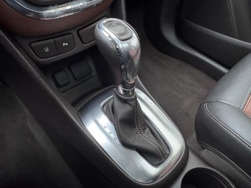 Used 2014 Buick Encore Premium image 32