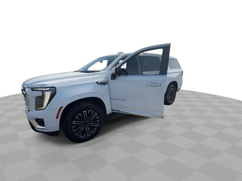 Certified 2025 GMC Yukon XL Elevation AWD/4WD image 5