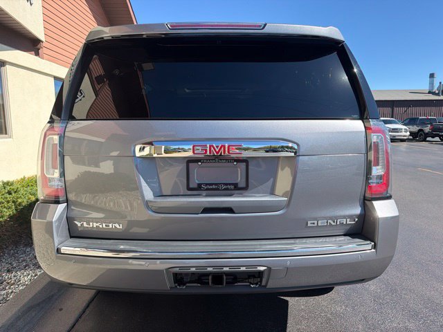 Used 2020 GMC Yukon Denali w/ Denali Premium Package AWD/4WD image 11