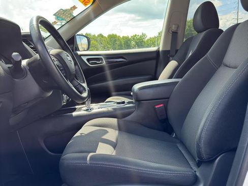 Used 2020 Nissan Pathfinder SV AWD/4WD image 8