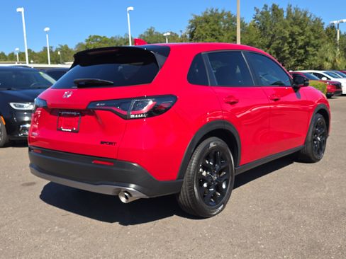 Used 2024 Honda HR-V Sport image 8