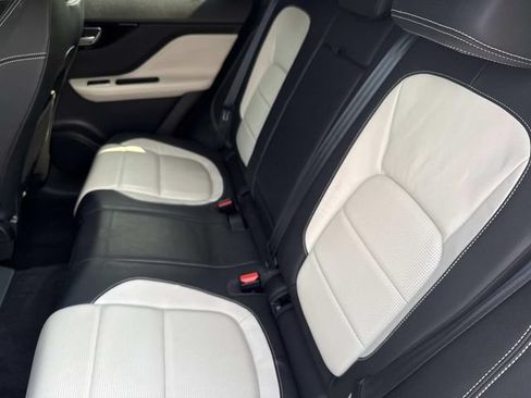 Used 2018 Jaguar F-PACE R-Sport AWD/4WD image 14