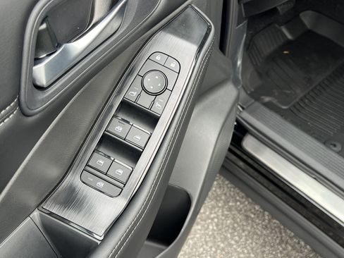 New 2026 Nissan Rogue SV AWD/4WD image 14
