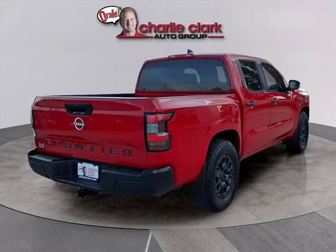 Used 2023 Nissan Frontier S image 5