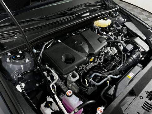 Used 2026 Toyota Camry SE w/ Multimedia Upgrade Package FWD image 10