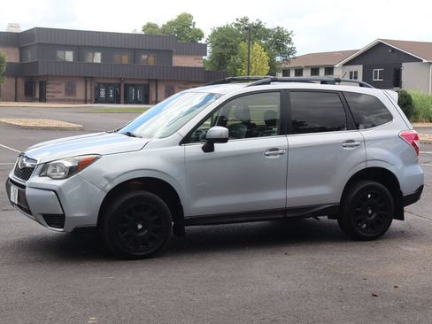 Used 2015 Subaru Forester 2.0XT Premium AWD/4WD image 10
