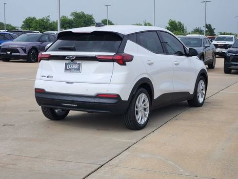 New 2027 Chevrolet Bolt LT w/ Comfort Package FWD image 7