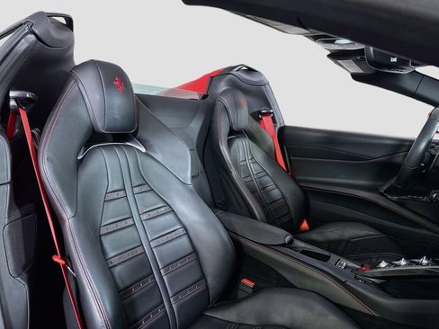 Certified 2021 Ferrari 812 GTS RWD image 17