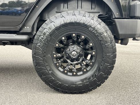 Used 2016 Jeep Wrangler Unlimited Rubicon w/ Dual Top Group AWD/4WD image 32
