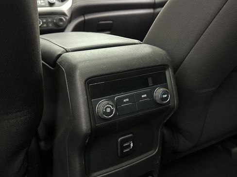 Used 2017 GMC Acadia SLE image 24