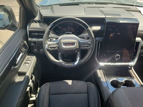 New 2026 GMC Yukon Elevation w/ Elevation Premium Package AWD/4WD image 11