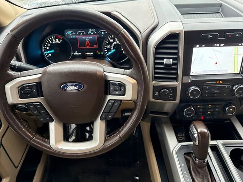 Certified 2019 Ford F150 Lariat image 14